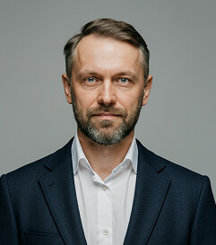 Testla Genel Müdür